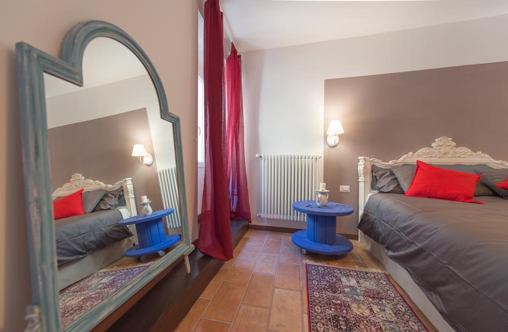 La Trinuzia Hotel Prato  Eksteriør billede