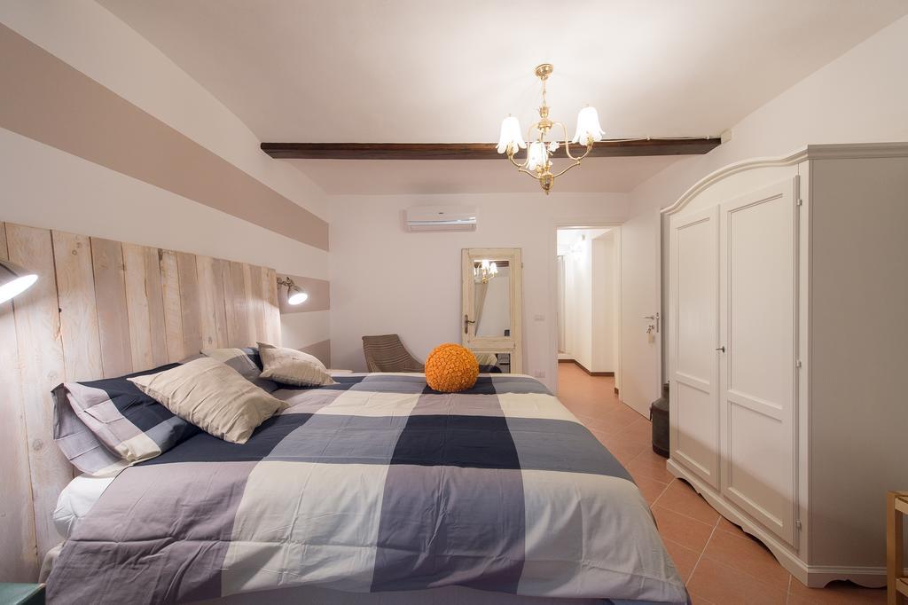 La Trinuzia Hotel Prato  Eksteriør billede